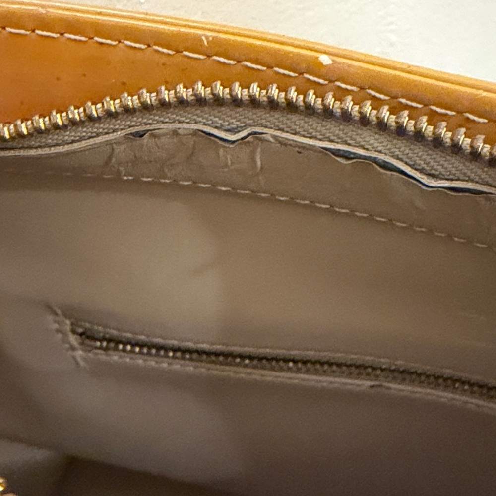 Louis Vuitton Vernis Mustard Yellow Tote Bag - Picture 8 of 10